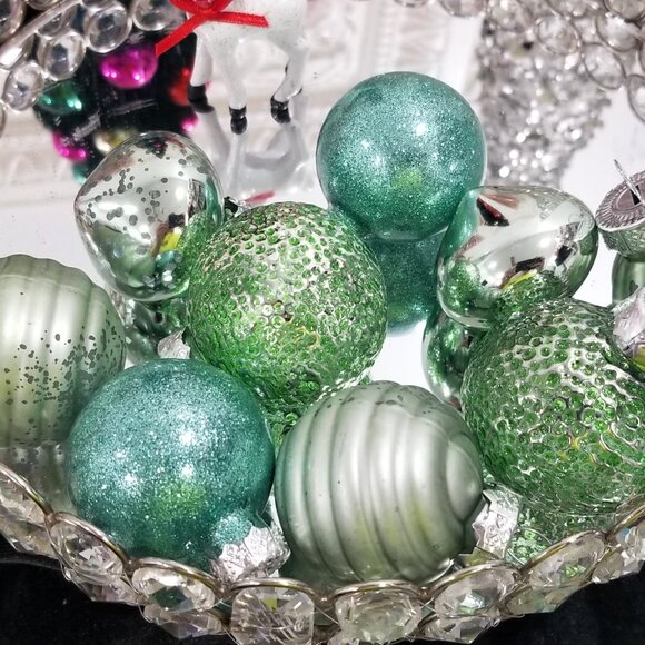 9 Blue Green Glass Feather Christmas Tree Ornaments Pastel Mint Teardrop Mercury - Picture 3 of 4